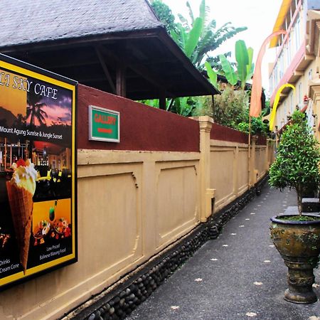 Tanah Merah Art Resort Ubud Exterior foto